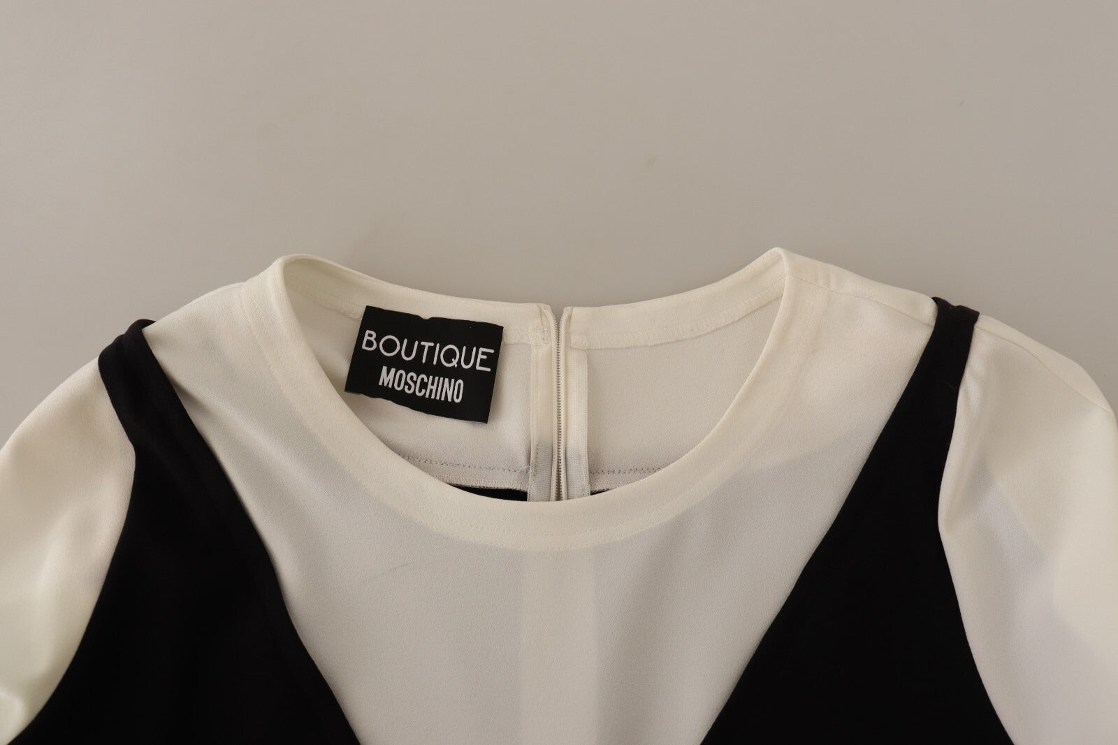 Haut Blouse Manches Courtes Polyester Noir Blanc Boutique Moschino
