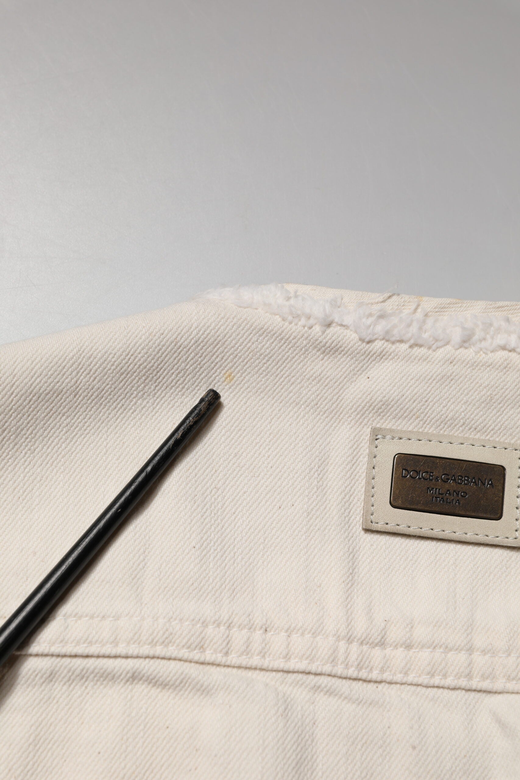 Blouson en jean Dolce & Gabbana en coton écru, entièrement zippé, pour homme