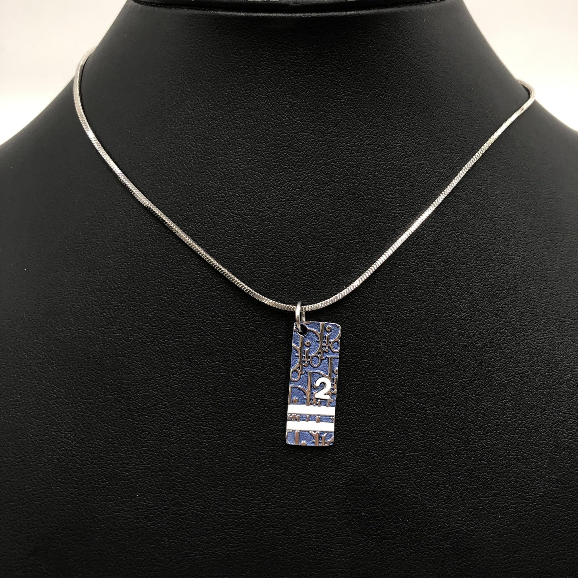 Collier avec pendentif Christian Dior Blue Trotter