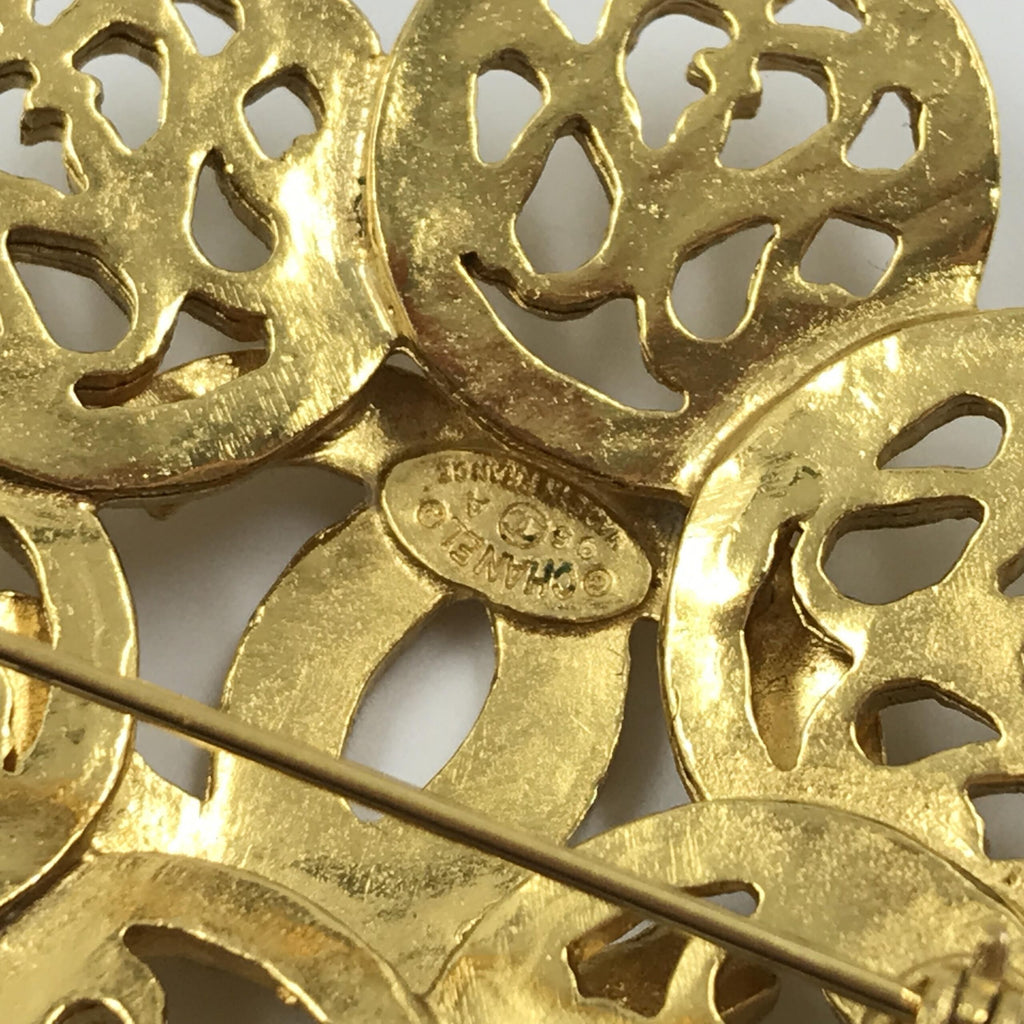 Broche Coco Médaillon Vintage Bijoux Fantaisie Chanel