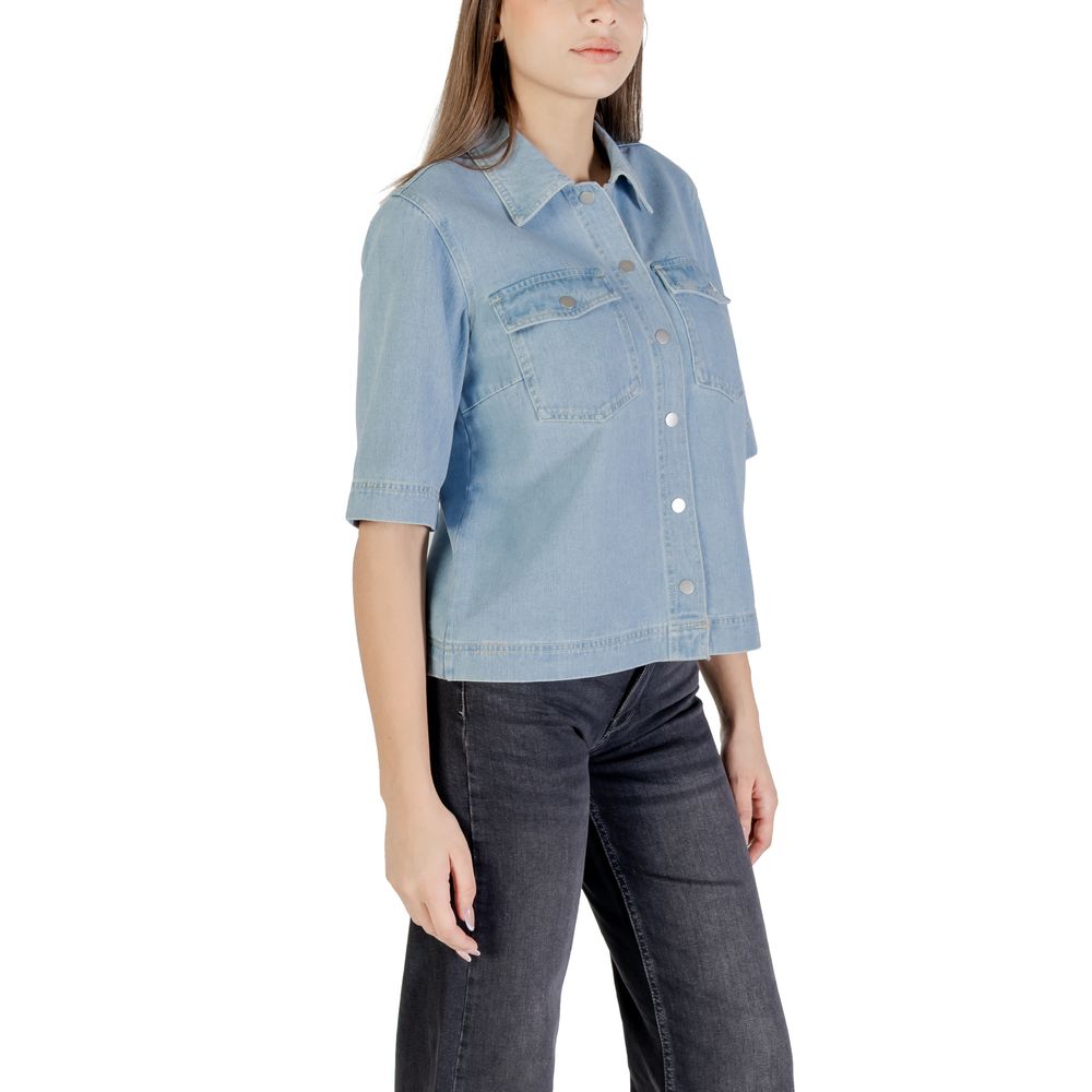 Chemise en coton manches courtes bleu clair uniquement