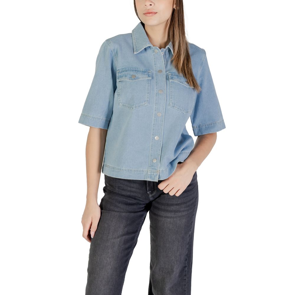 Chemise en coton manches courtes bleu clair uniquement