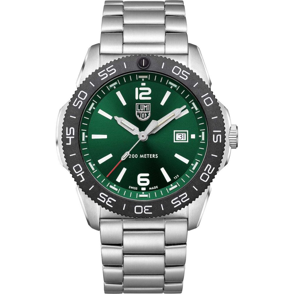 Montre de sport Luminox en acier inoxydable gris