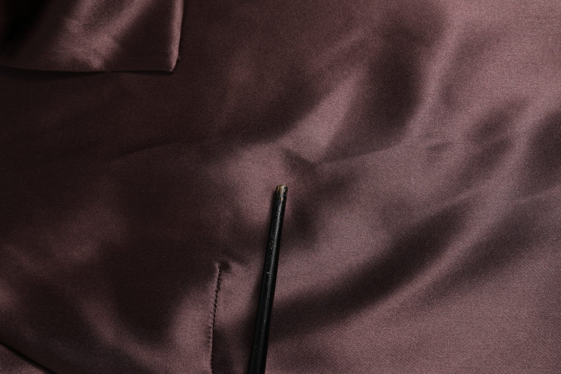 Chemisier Dolce & Gabbana en satin violet à manches longues et lavallière