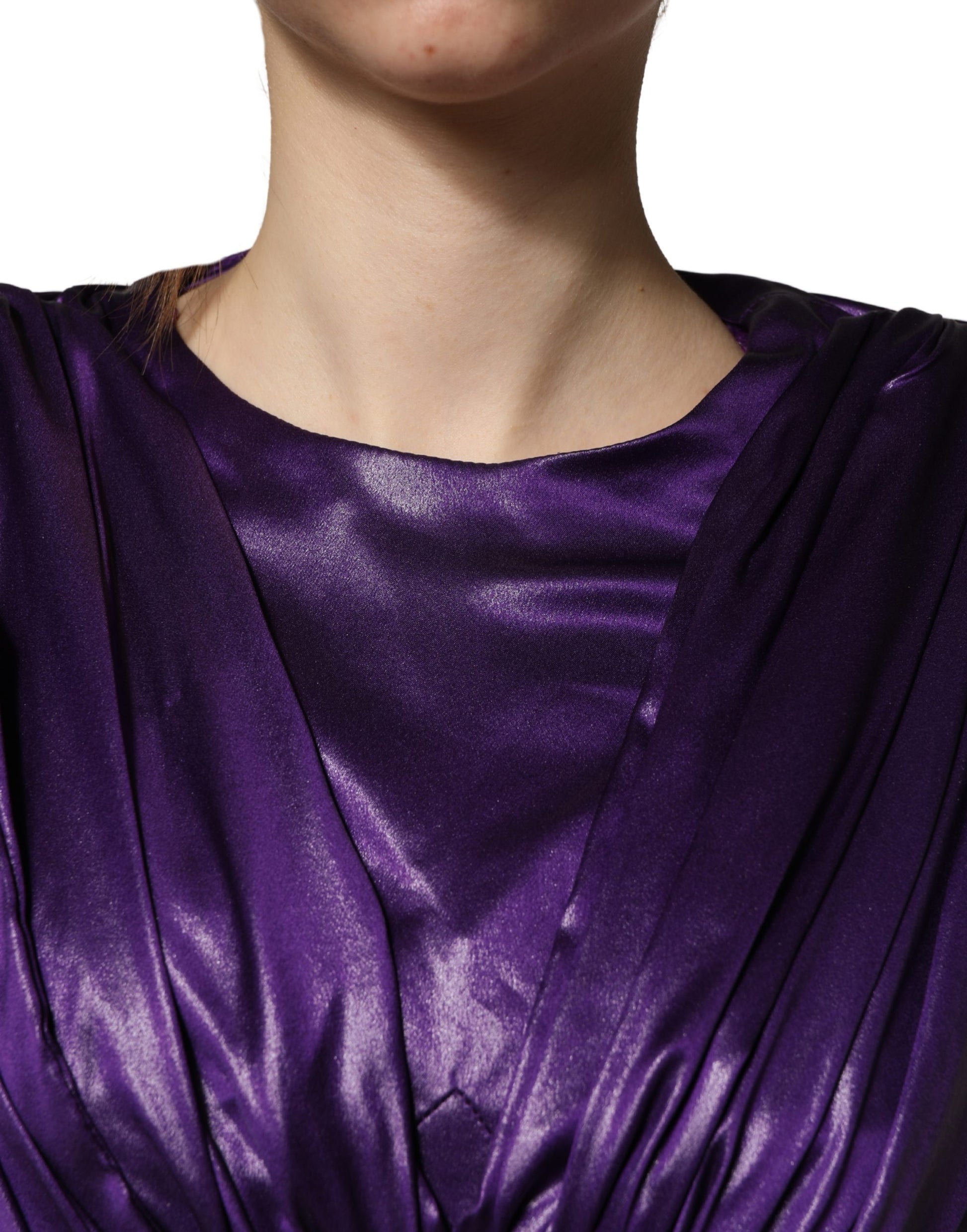 Mini-robe Dolce & Gabbana violet métallisé à manches longues et découpes
