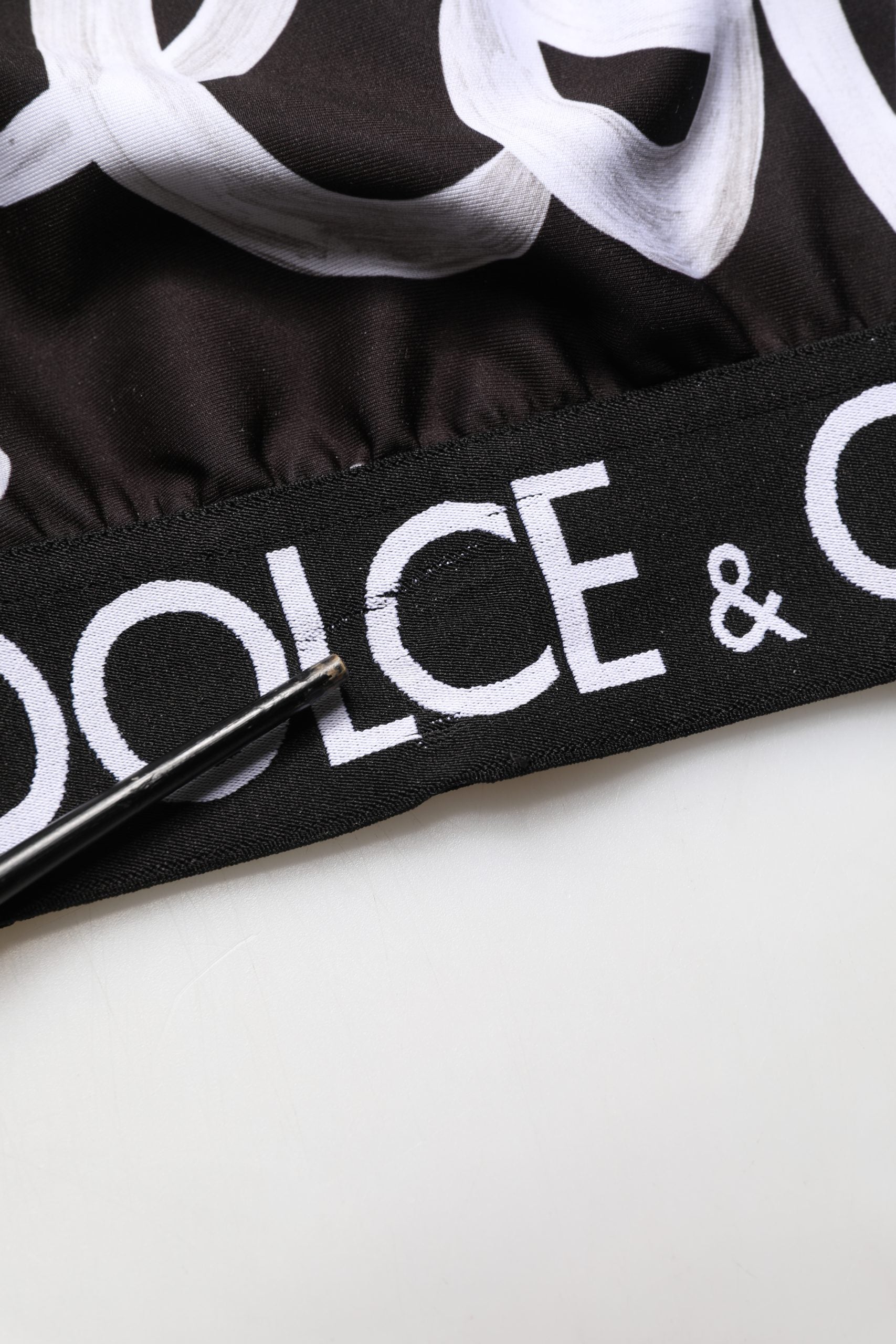 Haut court soutien-gorge de sport Dolce & Gabbana noir DG Love Yourself