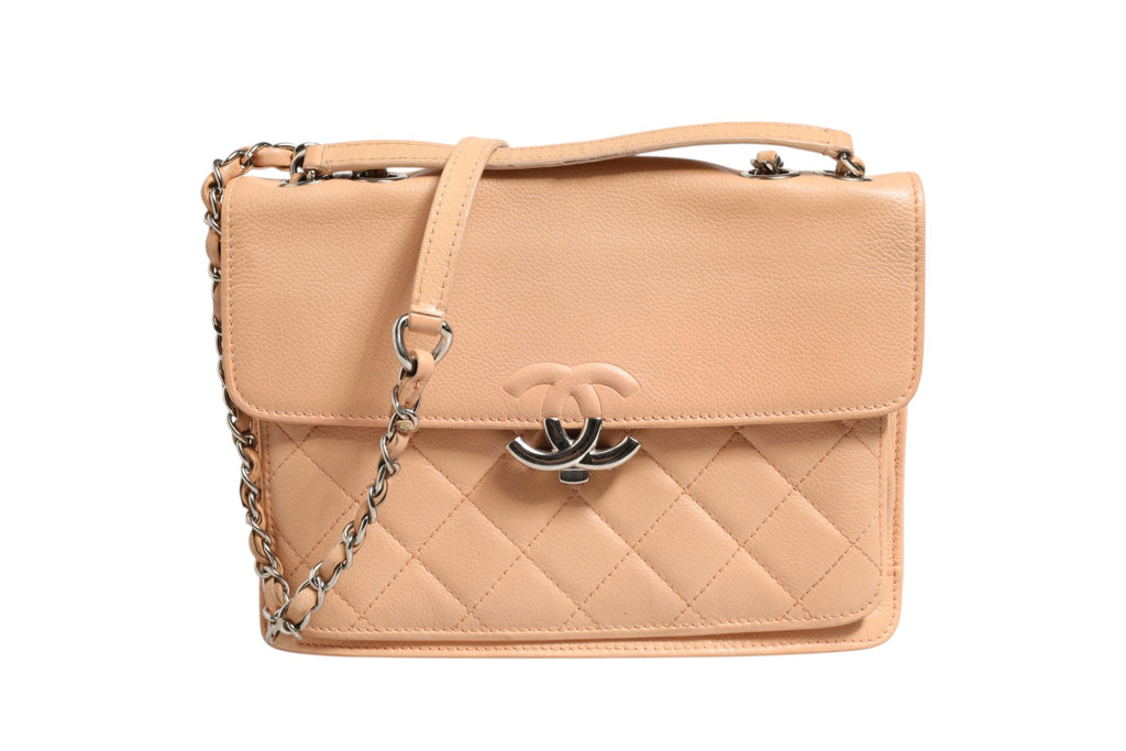 Sac à rabat Chanel en chèvre matelassé petite boîte CC