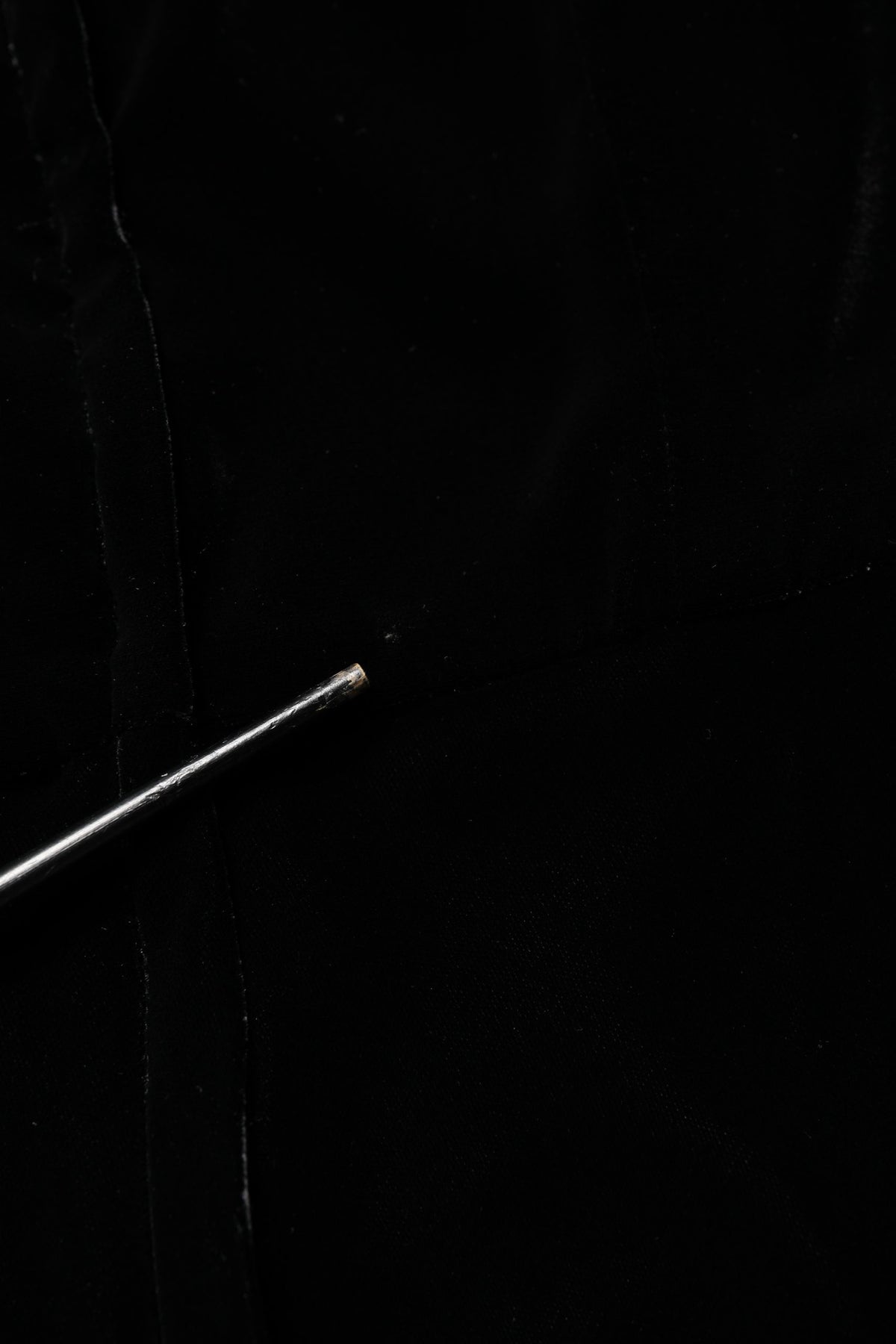 Dolce & Gabbana Schwarzes bodenlanges Abendkleid aus Viskose-Samt