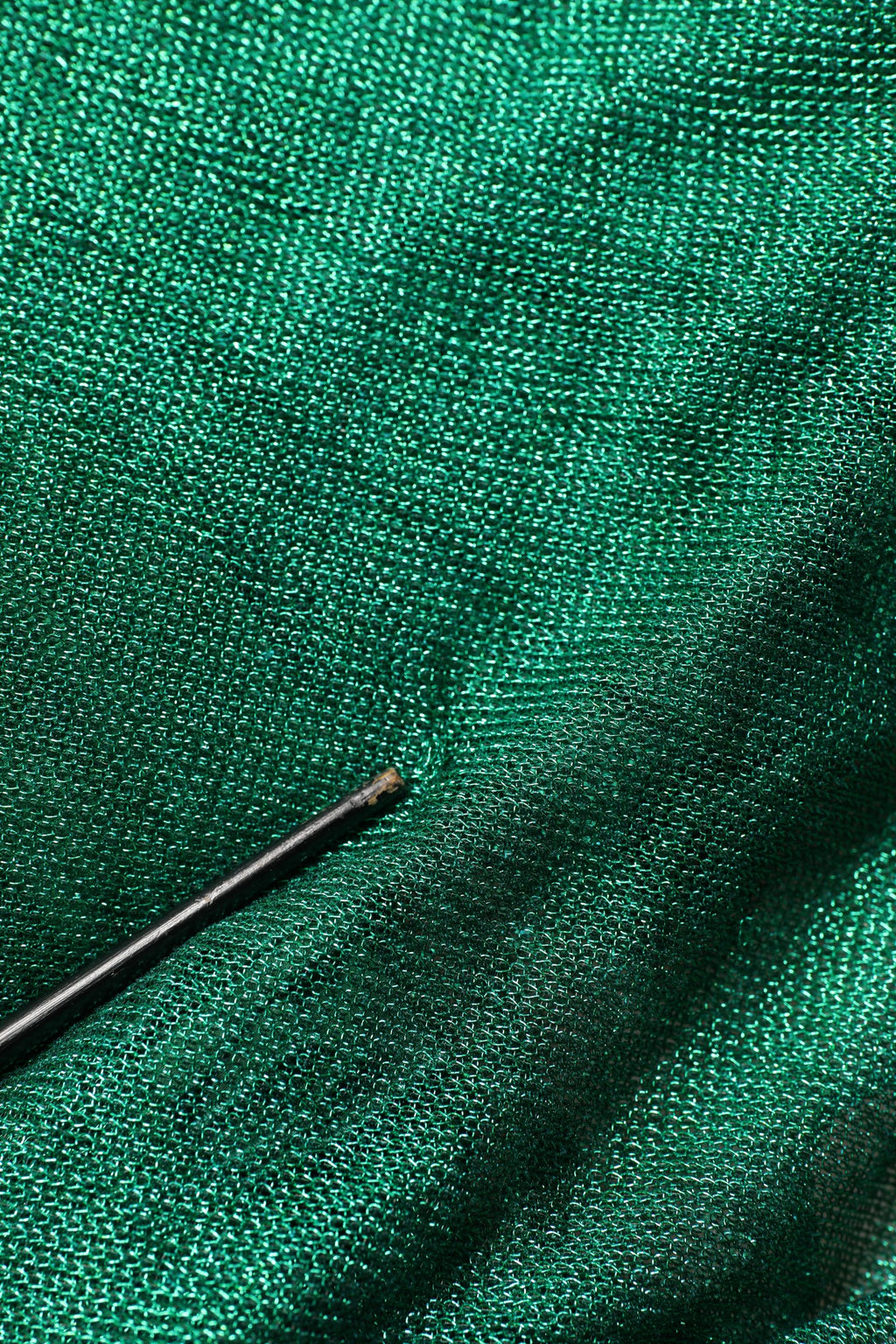 Dolce & Gabbana Metallicgrünes ärmelloses Plissee-Abendkleid