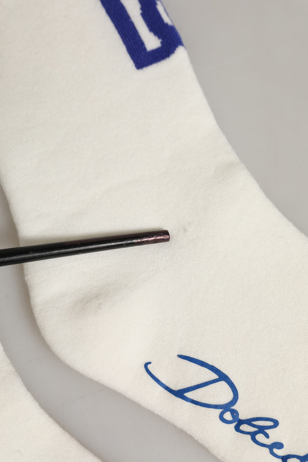 Dolce & Gabbana Weiße Blaue Baumwoll-Logo Socken für Damen
