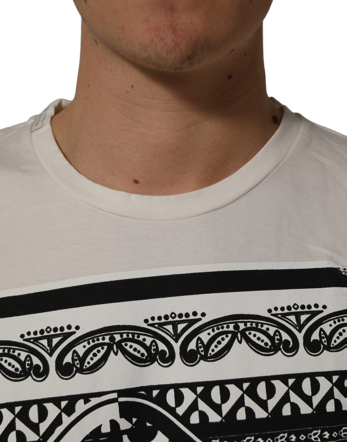 Dolce & Gabbana Baumwoll-Rundhals-T-Shirt mit weißem Bandana-Print