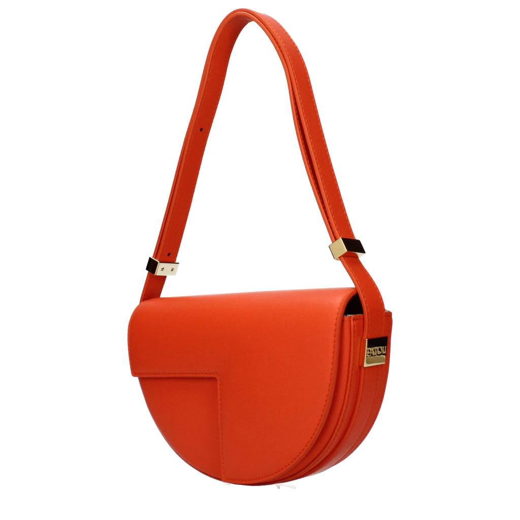 Patou Orangefarbene Schultertasche aus Leder