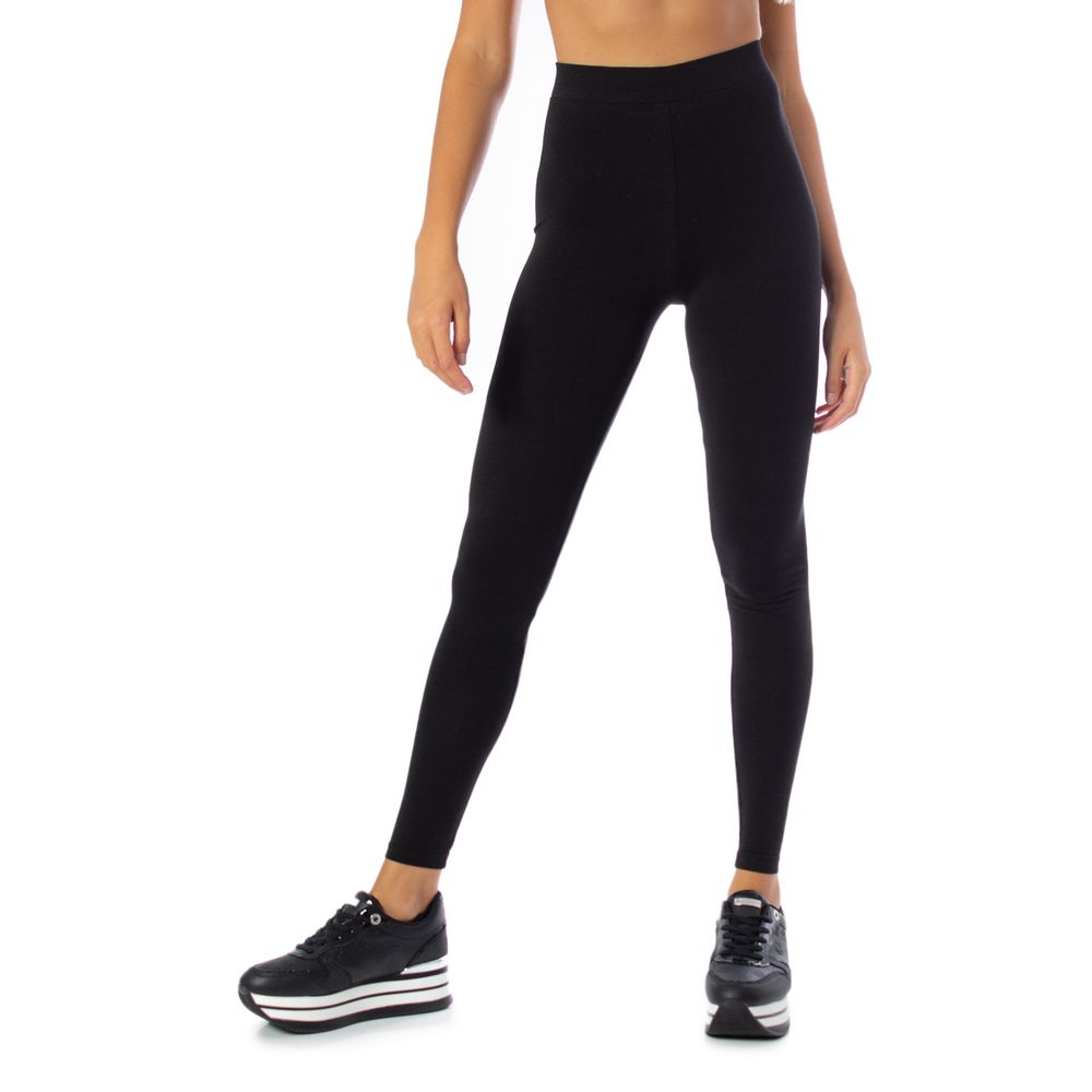 Nur schwarze Baumwoll-Leggings