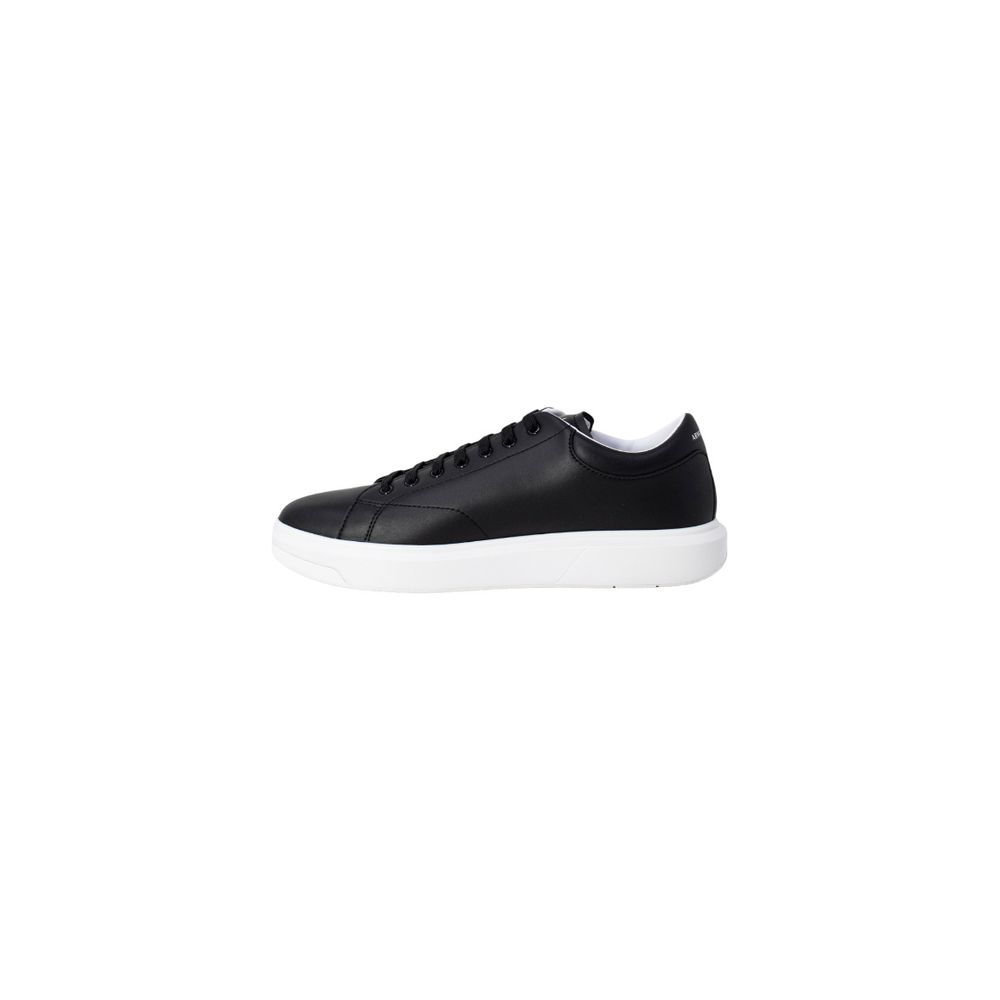 Armani Exchange Schwarze Low-Top Sneaker aus Leder