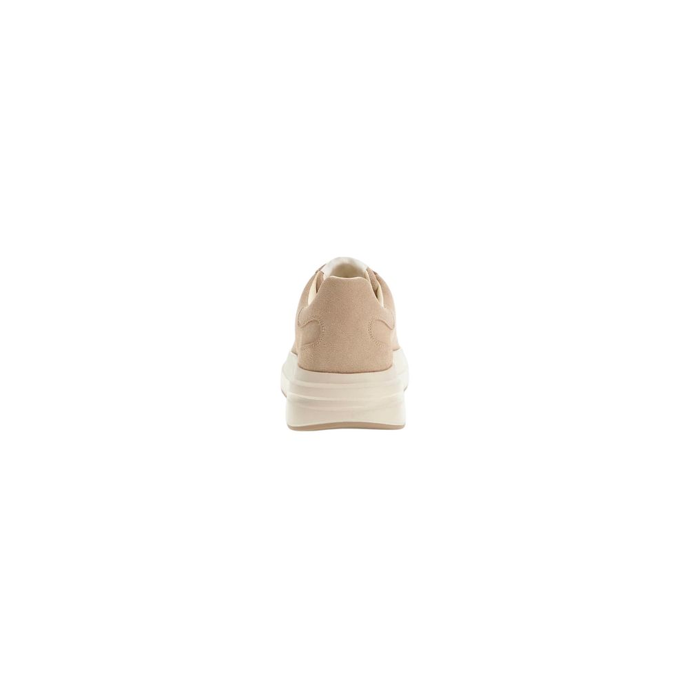 Guess Beige Wildleder Low Top Sneakers