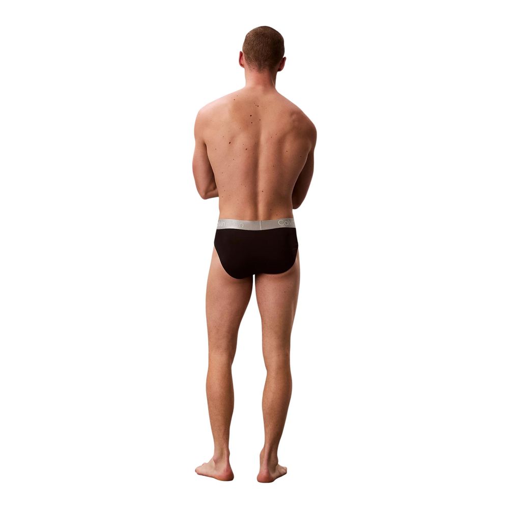 Calvin Klein Underwear Slips aus recyceltem Polyester in Schwarz und Weiß