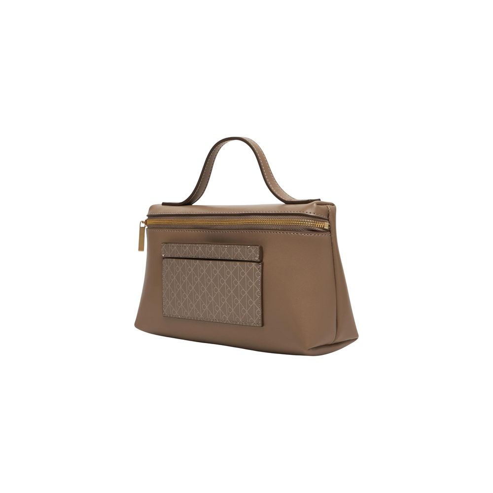 Calvin Klein Beige Clutch aus Polyethylen