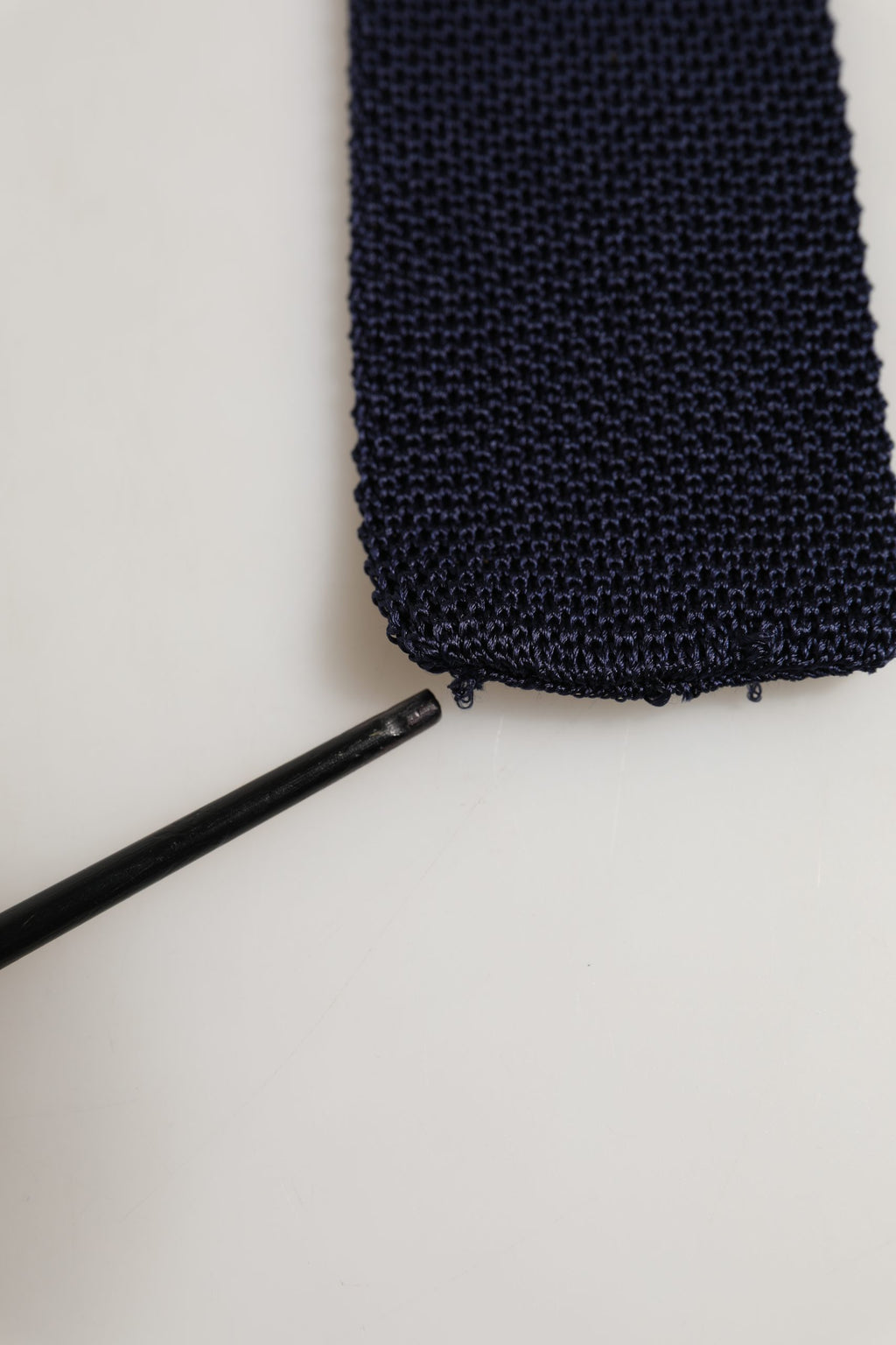 Dolce & Gabbana Dunkelblau Strukturiert Gestrickt Verstellbare Krawatte Accessoire