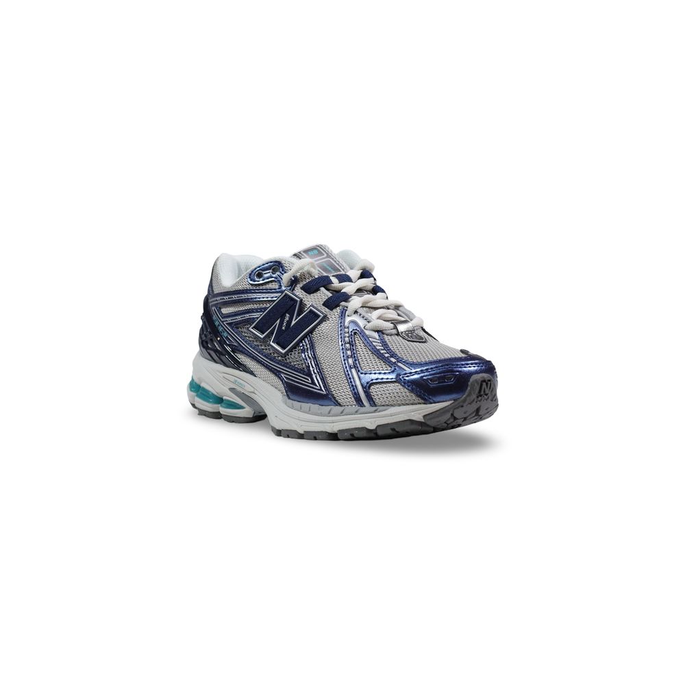 New Balance zweifarbige synthetische Sportschuhe