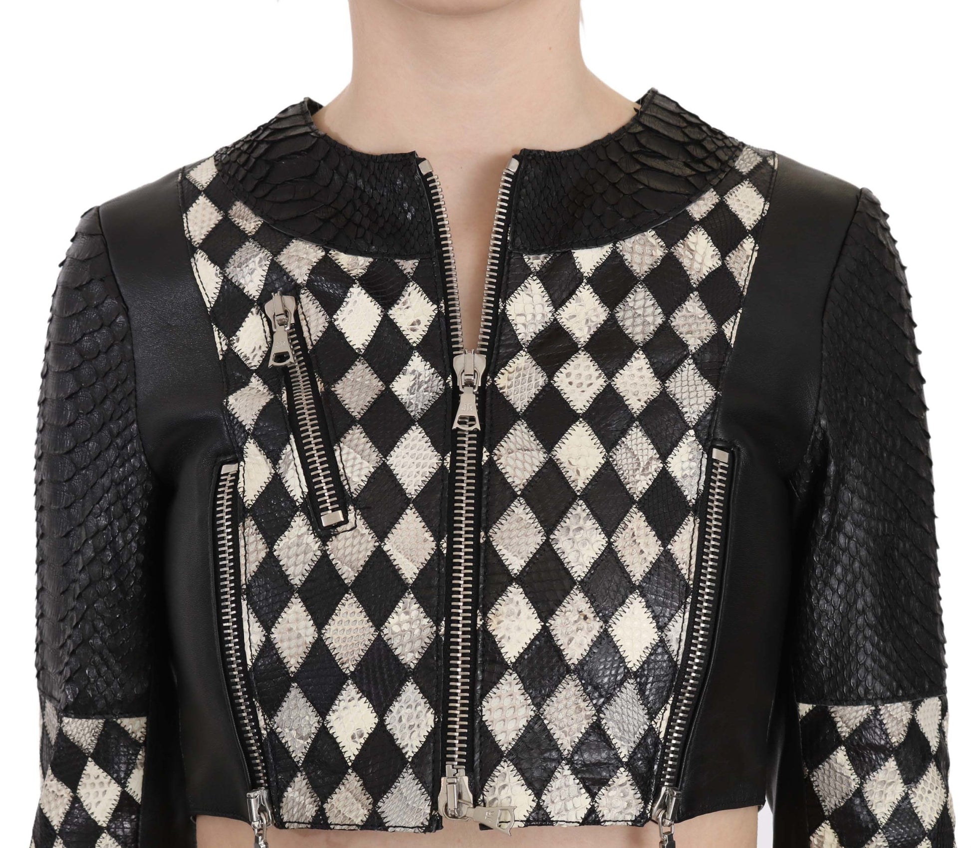 Blouson motard court en cuir noir et blanc John Richmond