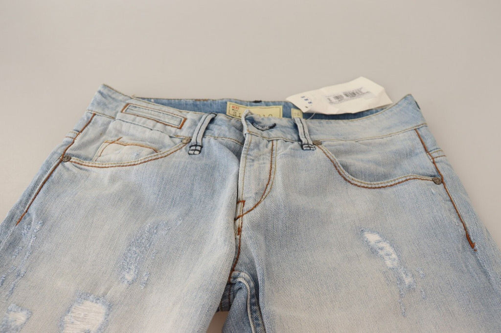 Jean en denim Acht bleu clair, en coton délavé, avec ourlet replié