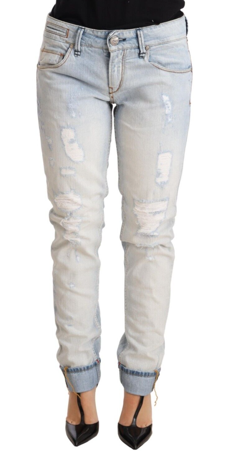 Jean en denim Acht bleu clair, en coton délavé, avec ourlet replié