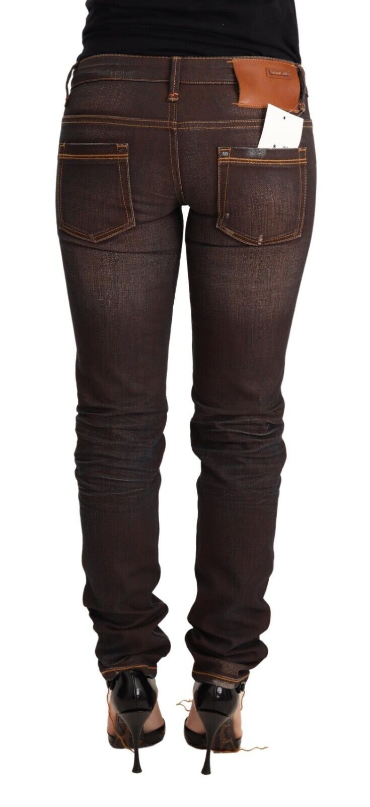 Acht – Slim Fit – Jeans aus gewaschener Baumwolle mit niedriger Taille, Braun