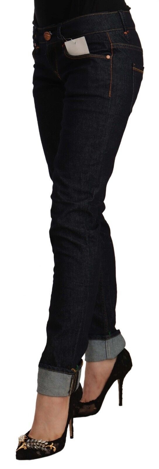 Acht – Schwarze Slim Fit-Jeans aus Baumwolle mit niedriger Taille