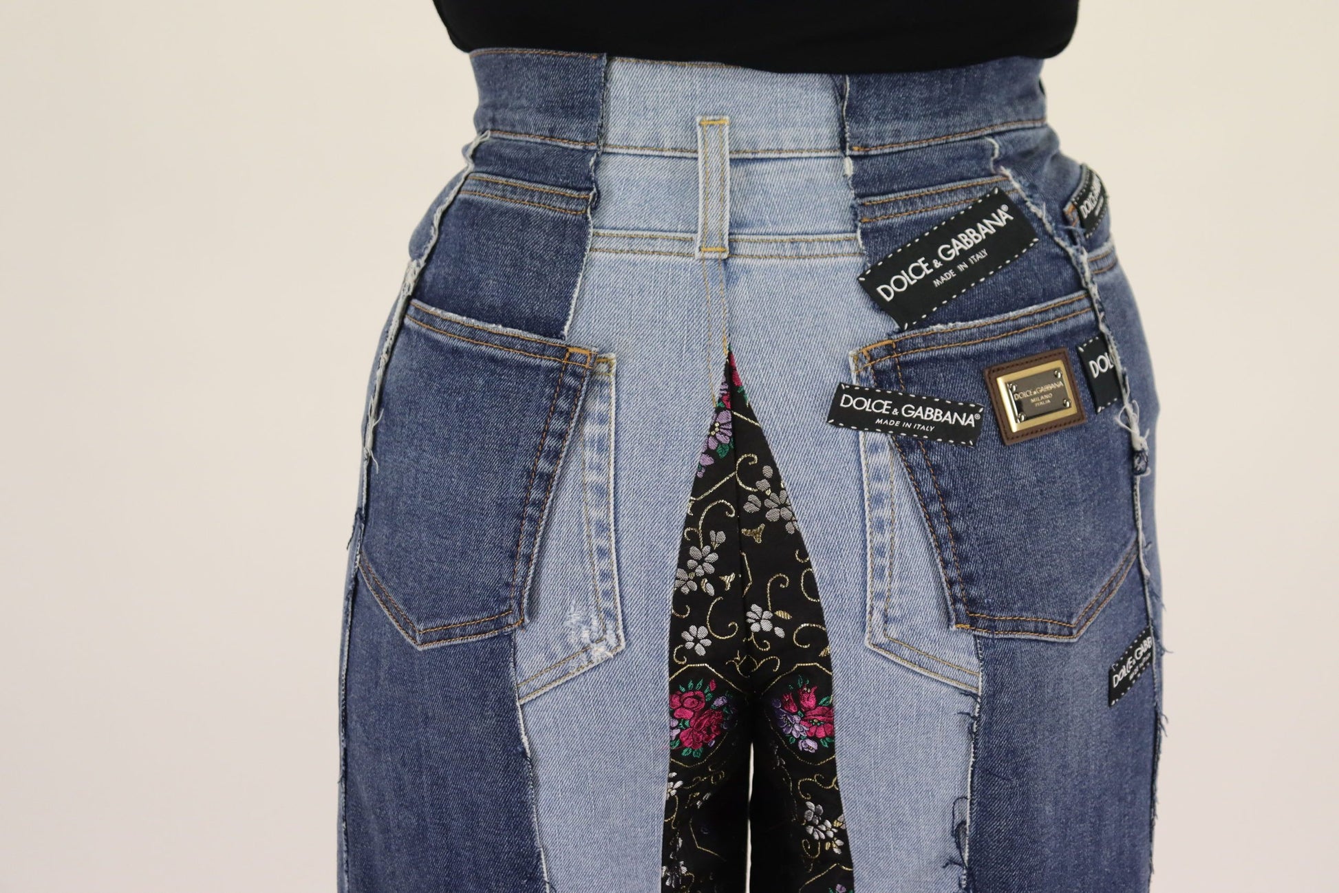 Pantalon large en jean Dolce & Gabbana multicolore à imprimé DG