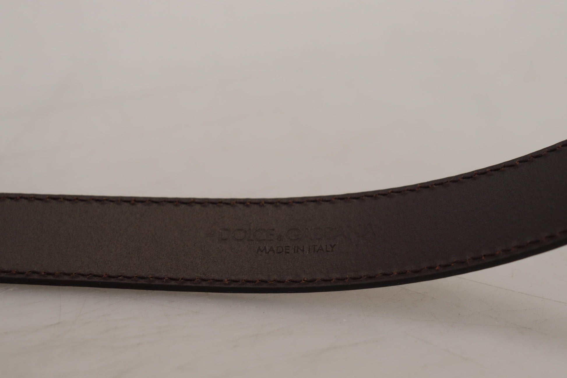 Ceinture Dolce & Gabbana en cuir doré avec boucle carrée en métal argenté