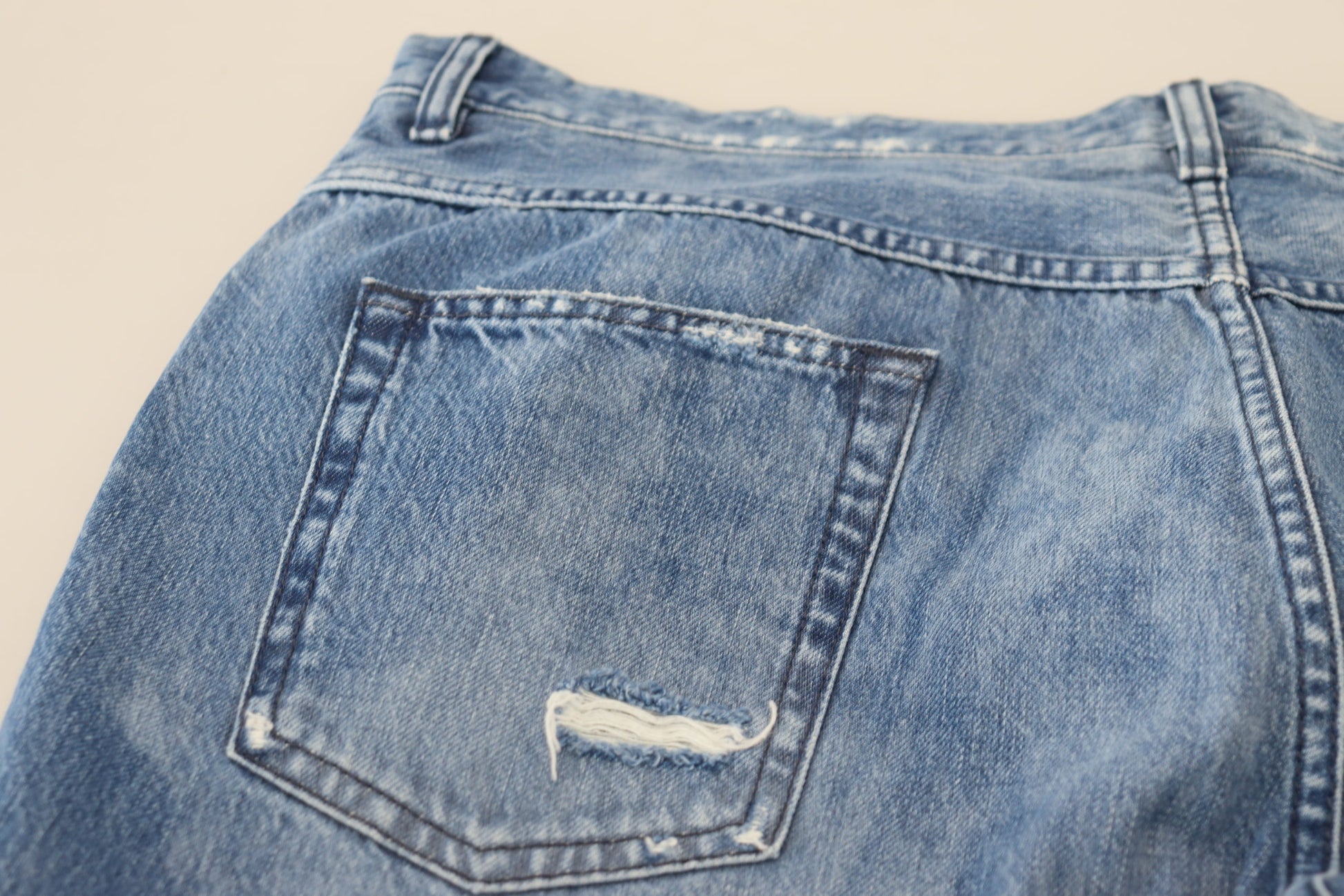 Jean décontracté en denim de coton délavé bleu Dolce & Gabbana