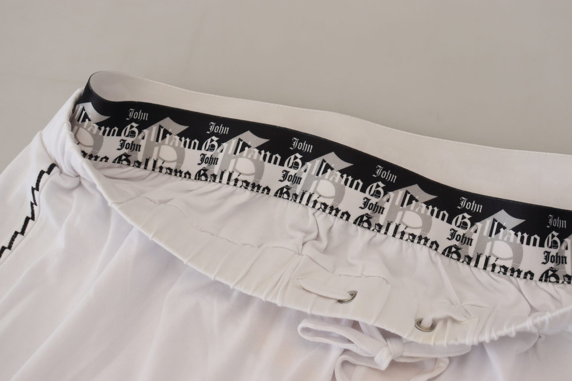 Pantalon ample en coton blanc à logo John Galliano pour homme