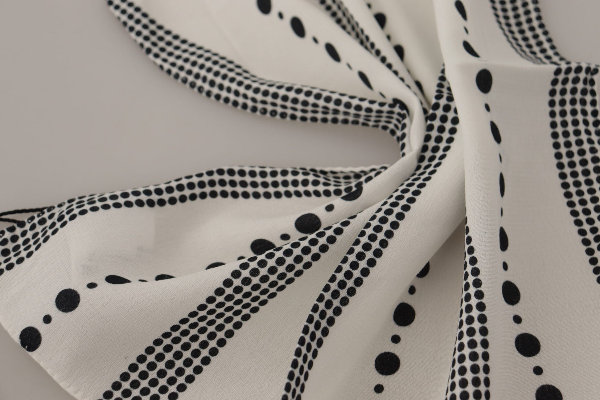 Foulard carré en viscose Dolce & Gabbana à pois et rayures blanches