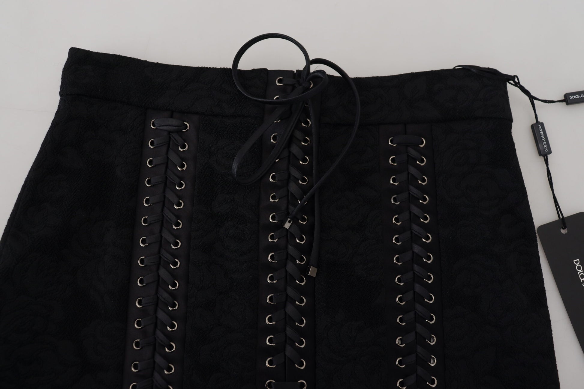 Jupe crayon courte au-dessus du genou en brocart noir Dolce & Gabbana