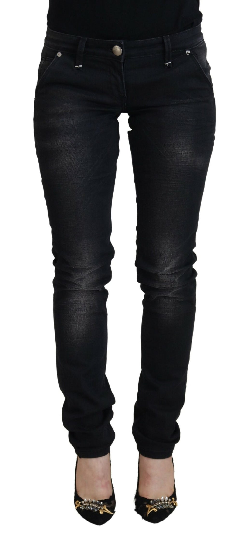 Jean skinny décontracté en denim de coton délavé noir Acht pour femme