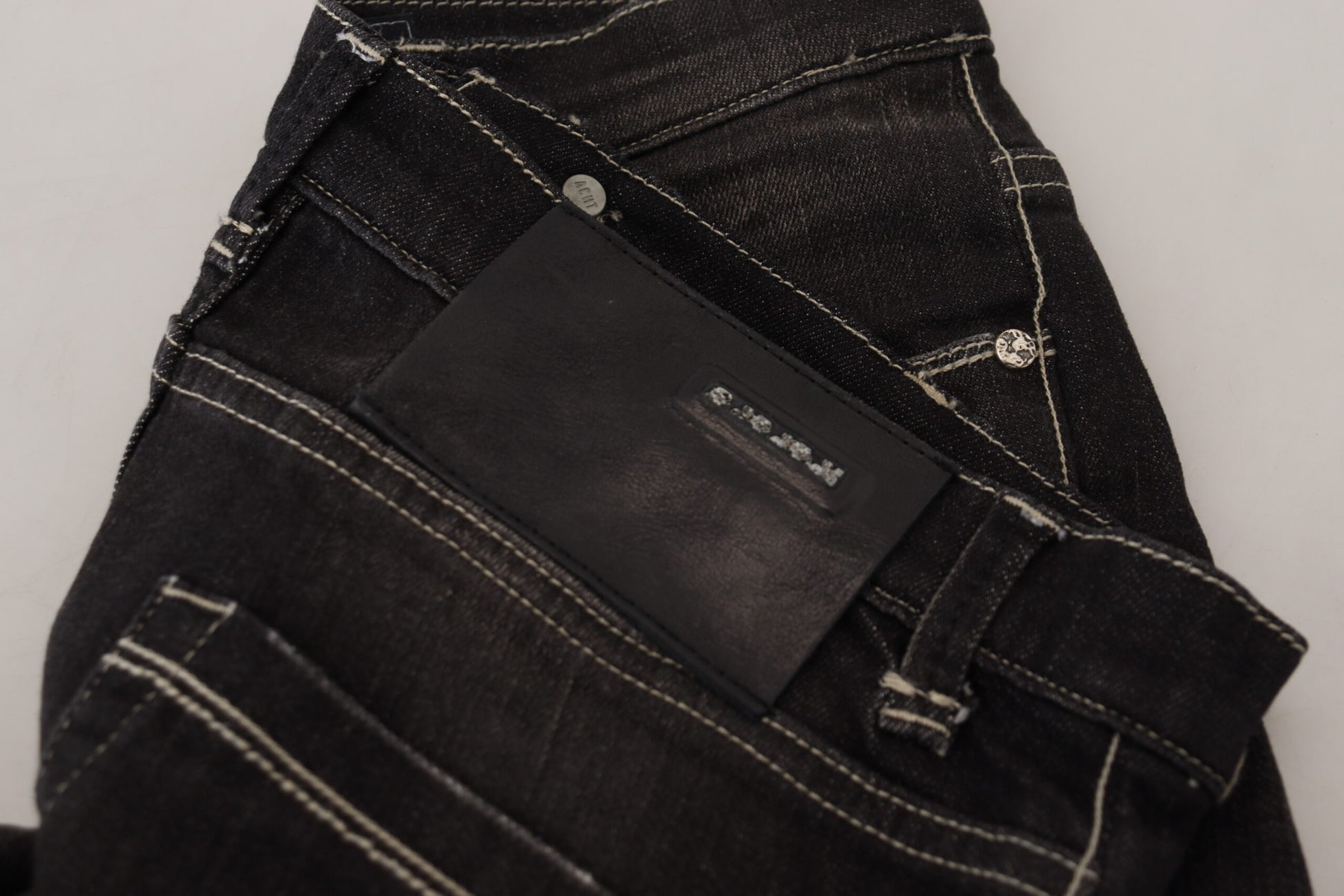 Jean en denim décontracté pour femme Acht Black Washed, taille mi-haute, coupe fuselée