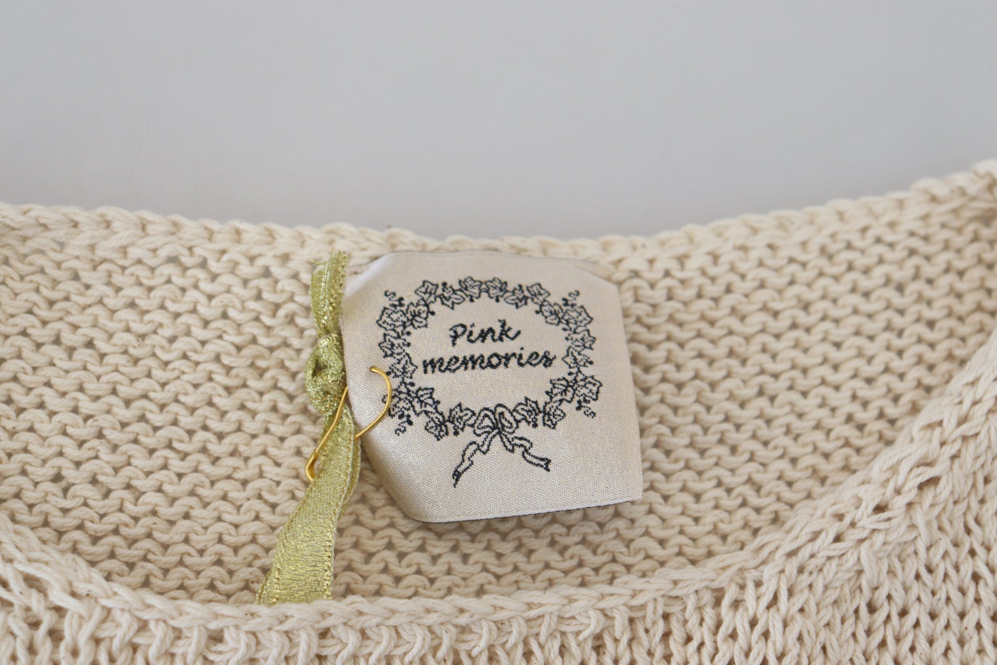 PINK MEMORIES Débardeur beige sans manches en mélange de coton à col rond