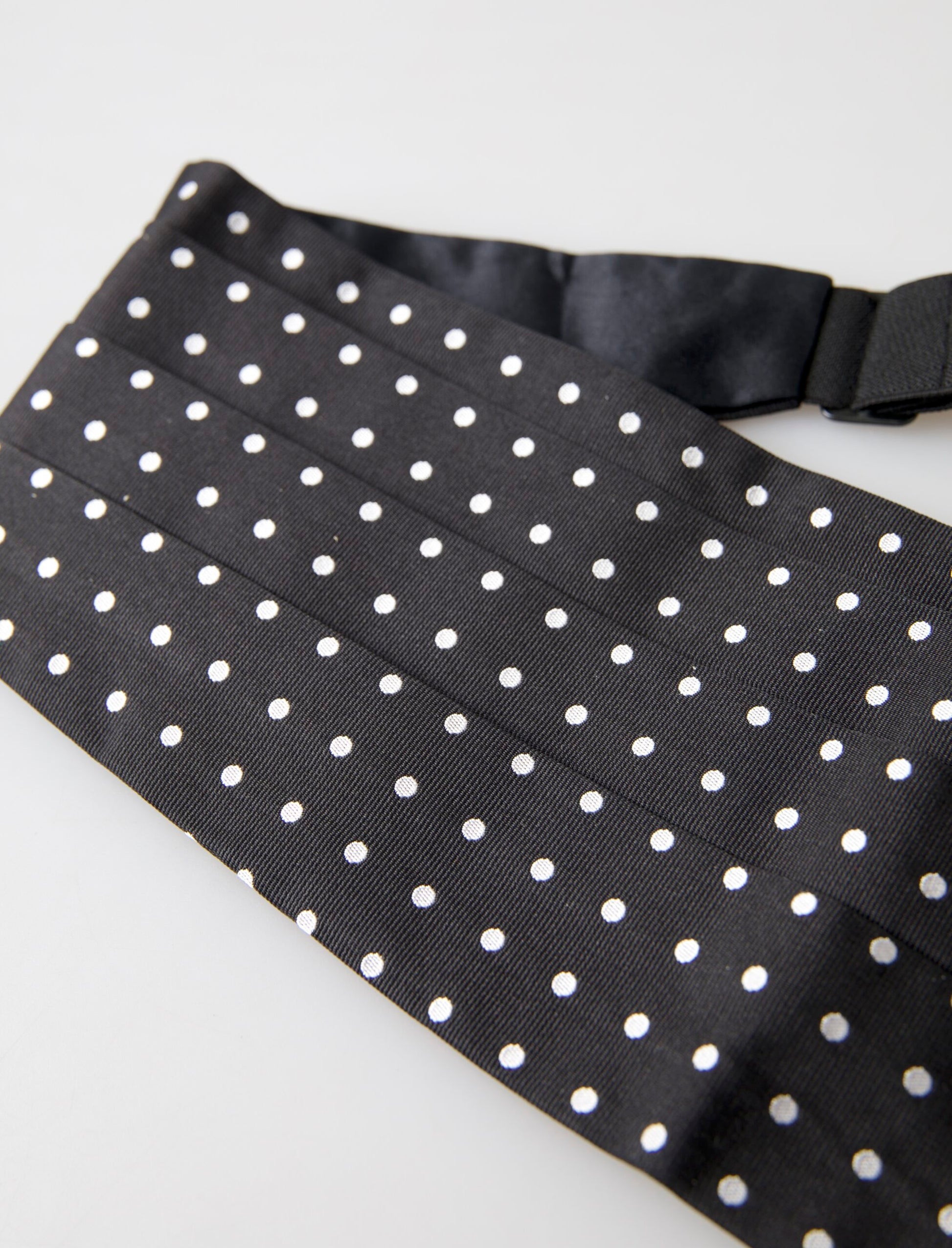 Dolce &amp; Gabbana – Schwarzer Smokinggürtel aus Seide mit Polka-Taille und Kummerbund
