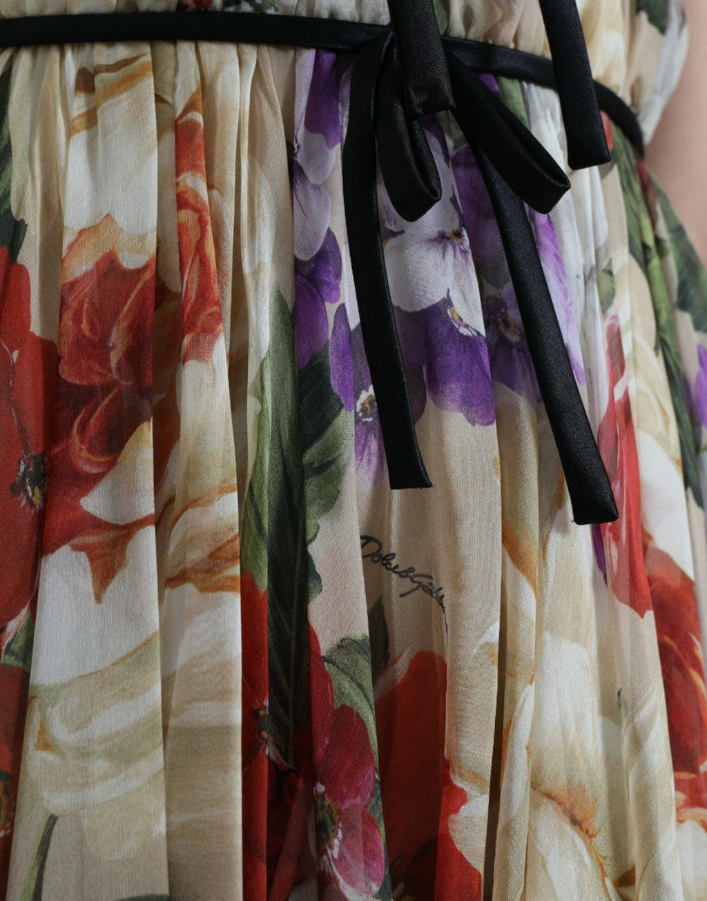 Robe trapèze courte sans manches Dolce & Gabbana beige à motif floral