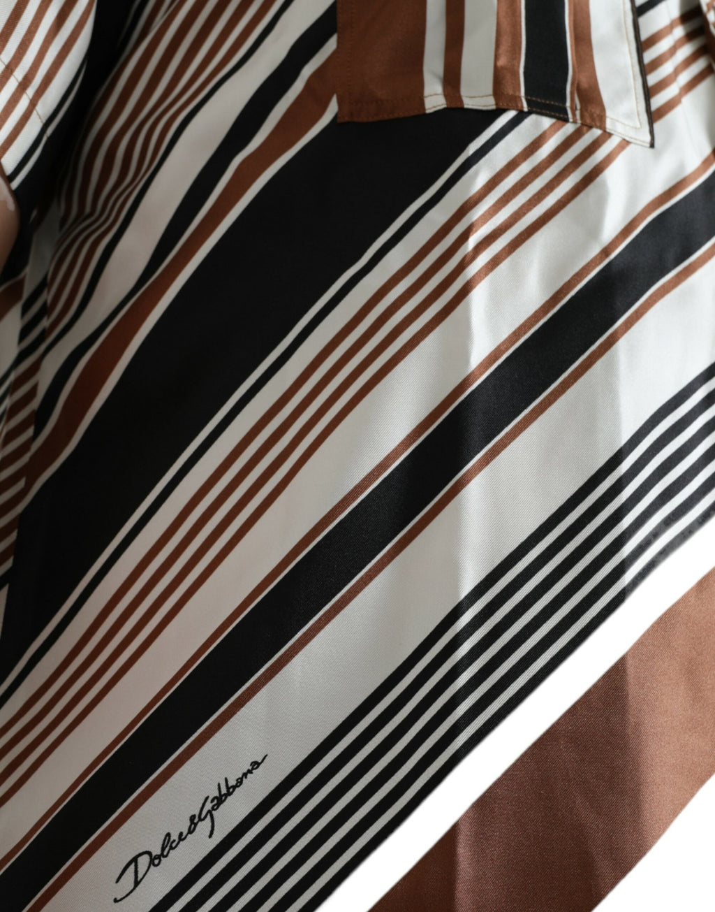 Chemise Dolce & Gabbana en soie rayée marron et blanche à manches courtes