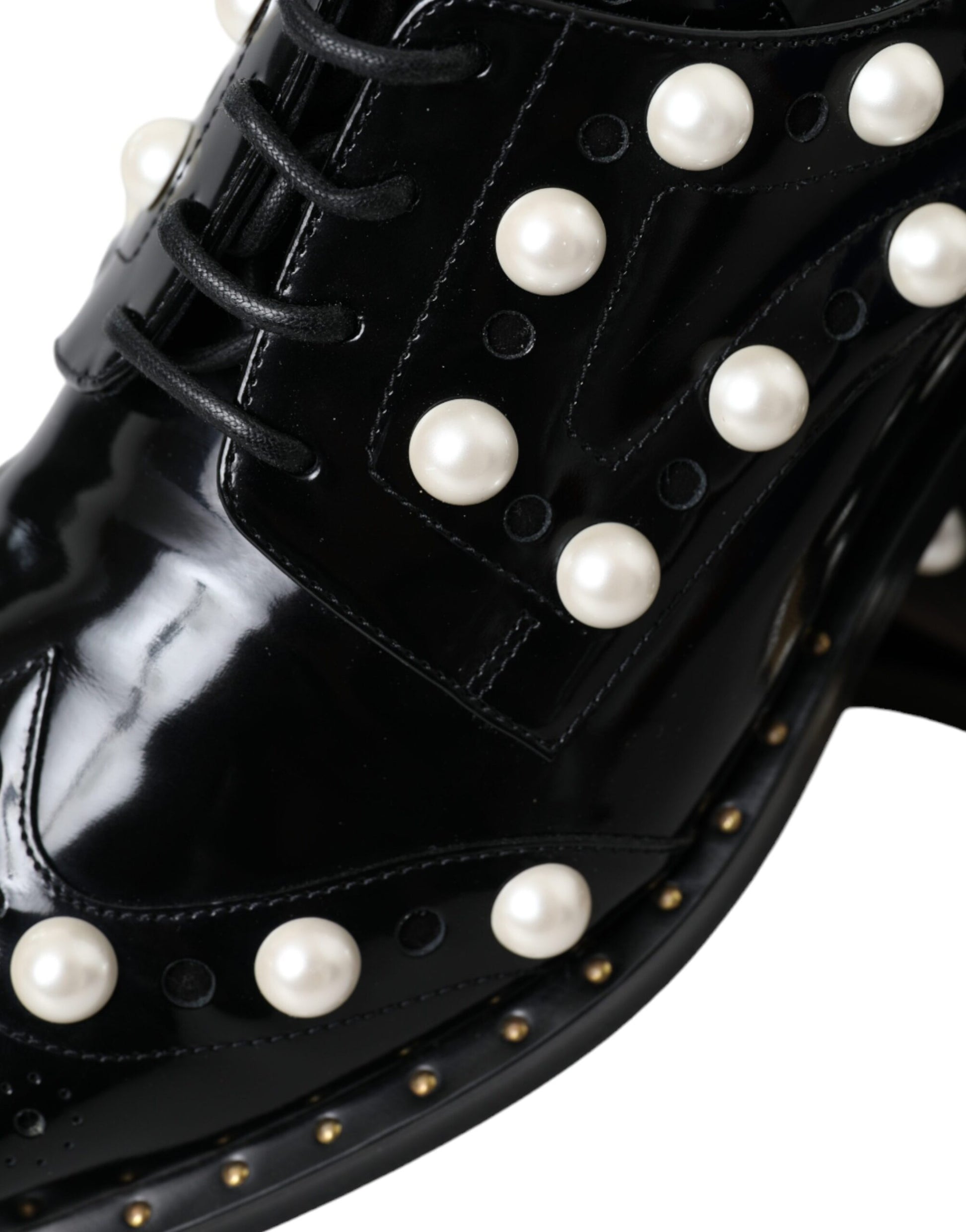 Chaussures Dolce & Gabbana noires en cuir brodées de fausses perles