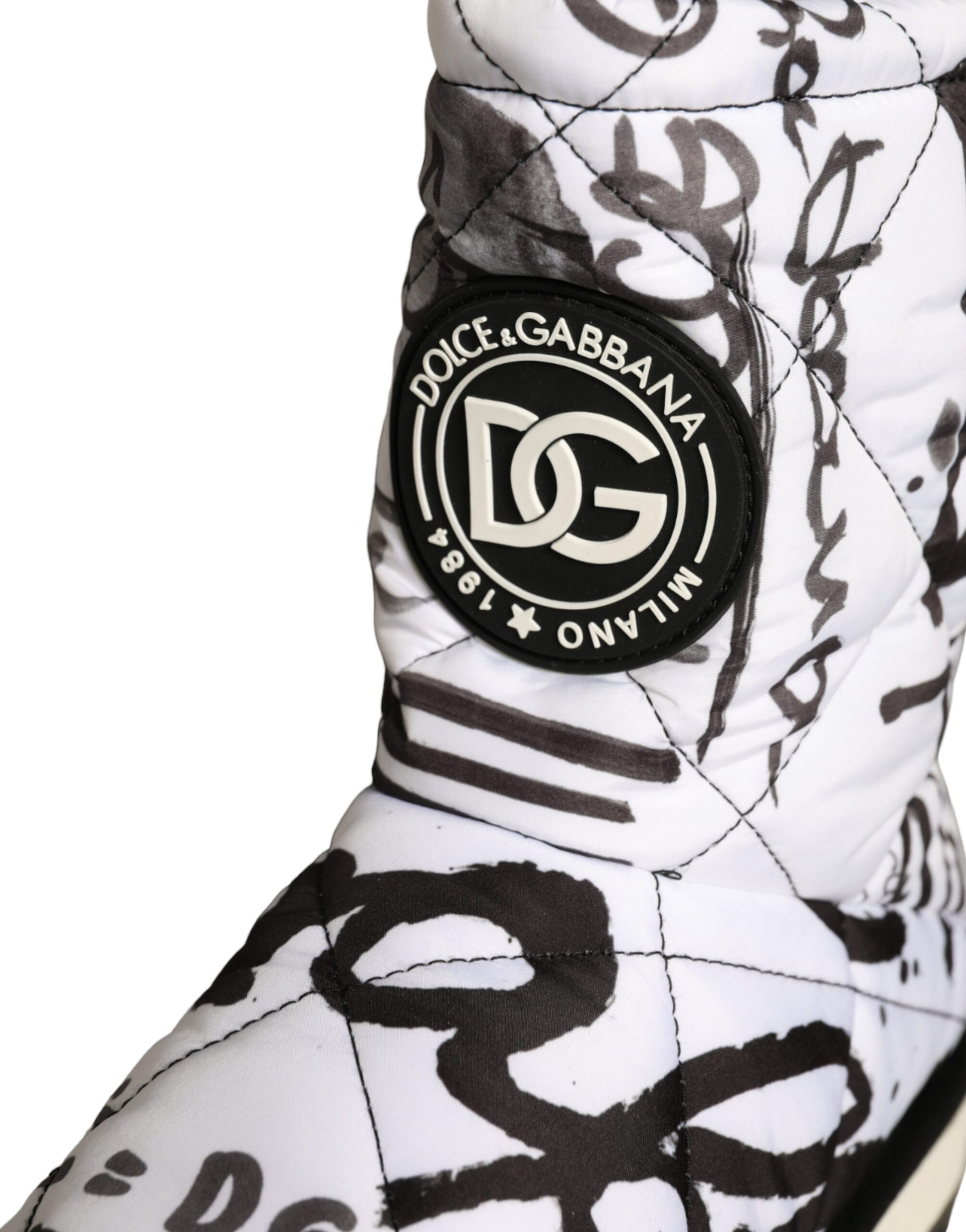Dolce & Gabbana Bottes Mi-Mollet Blanches Matelassées à Logo Imprimé Chaussures