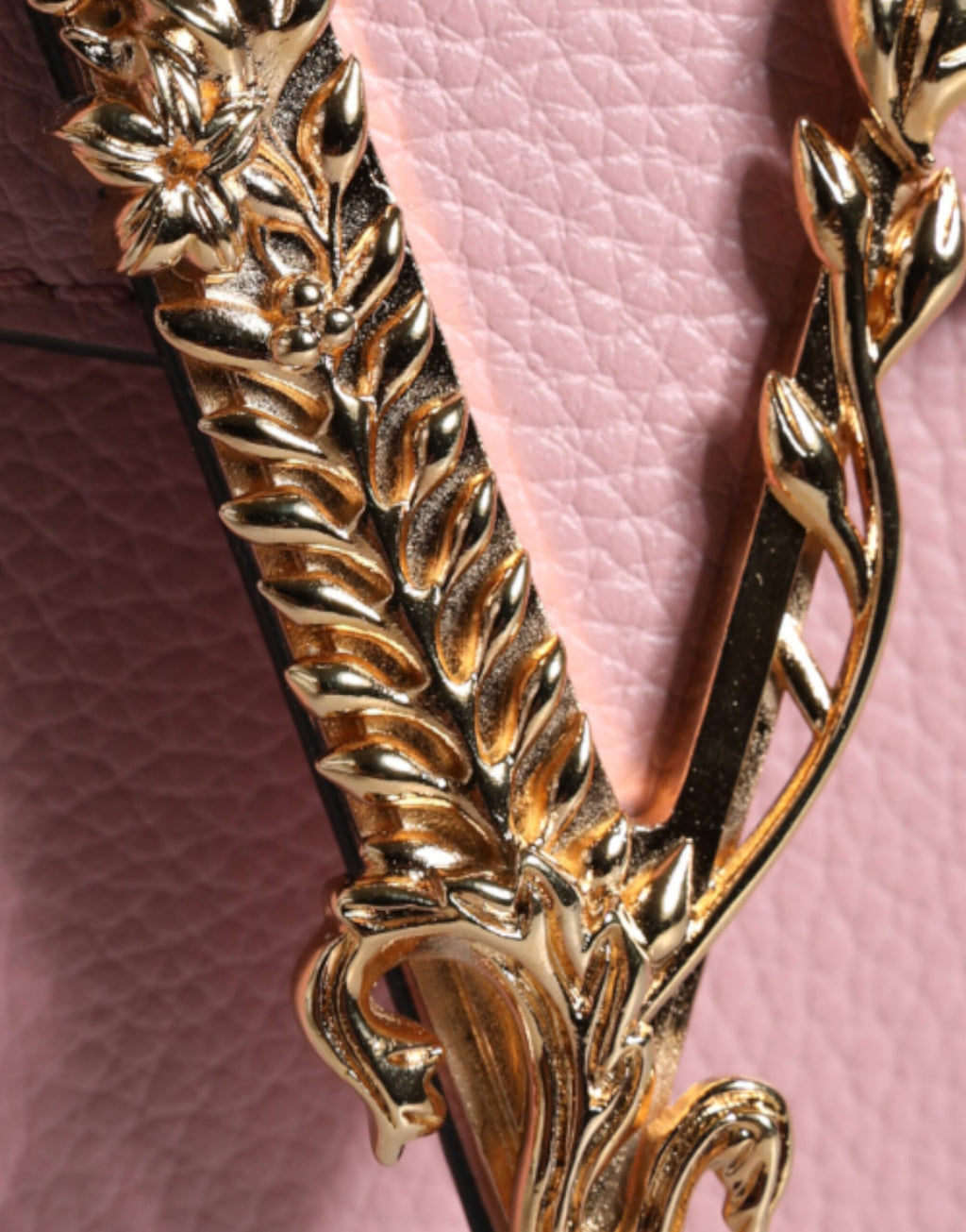 Sac à bandoulière Versace rose en cuir de veau grainé avec logo