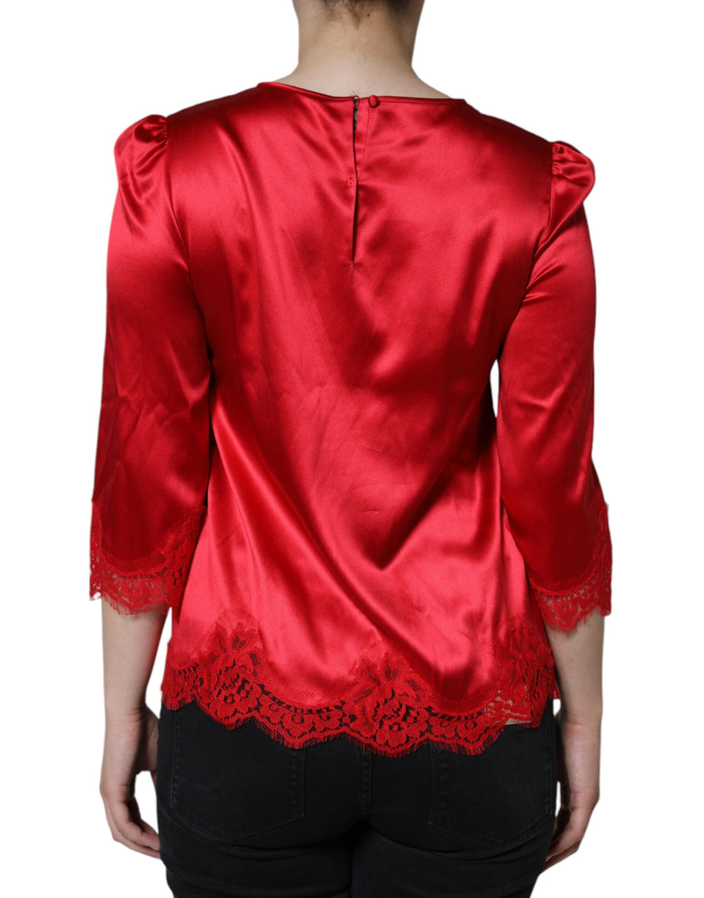 Chemisier Dolce & Gabbana en satin rouge avec dentelle et col rond