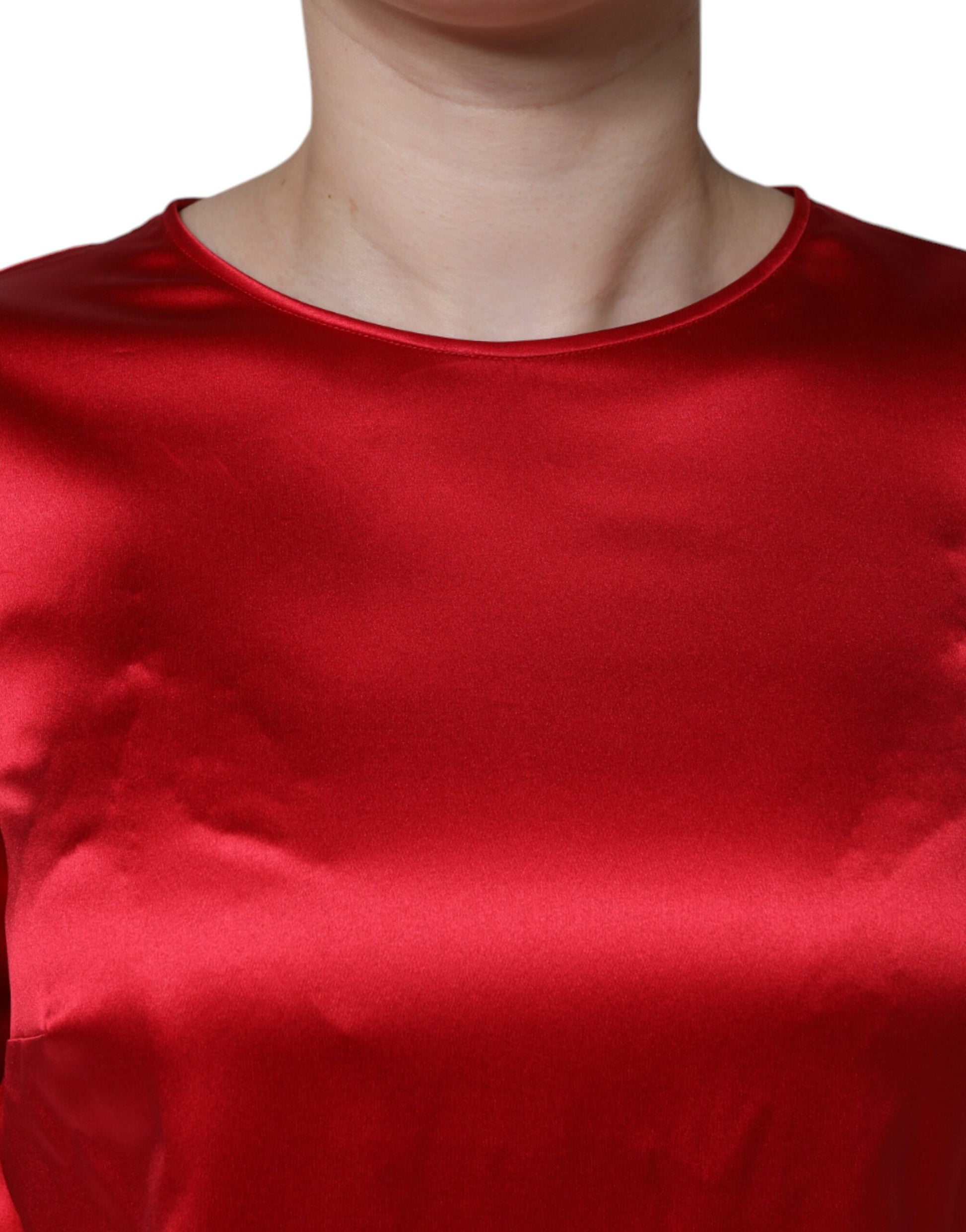 Chemisier Dolce & Gabbana en satin rouge avec dentelle et col rond