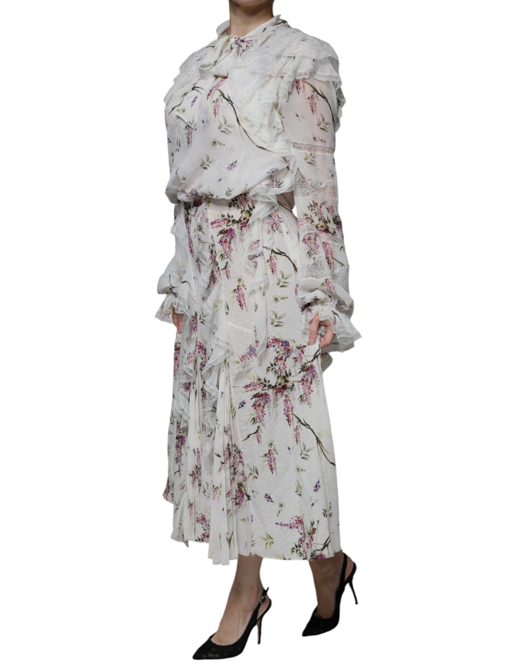 Robe longue Ermanno Scervino blanche à volants floraux en dentelle et manches longues