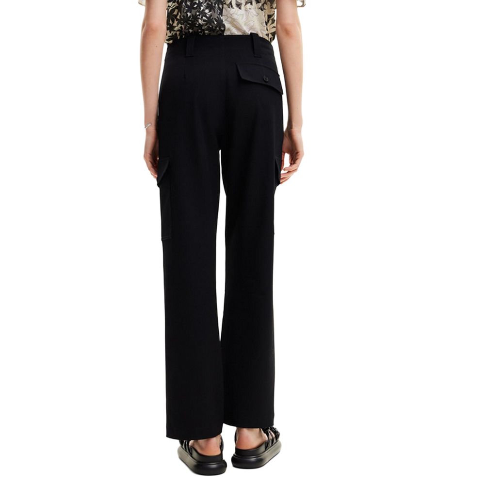 Desigual – Schwarze, kurze Hose aus Polyester
