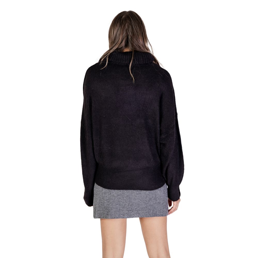 ICHI – Rollkragenpullover aus schwarzem Marabu