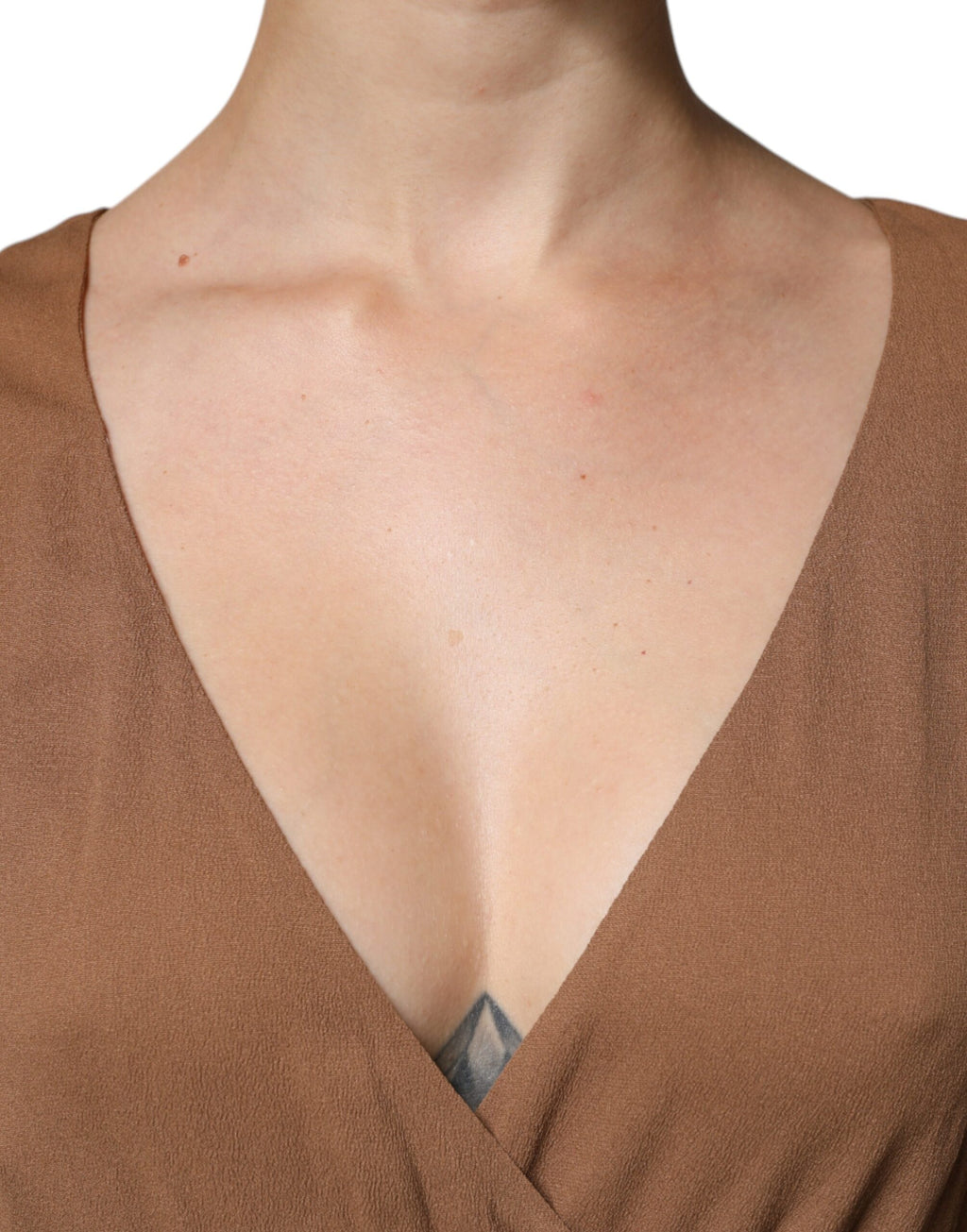 Robe longue sans manches évasée marron à col en V profond Fabiana Filippi