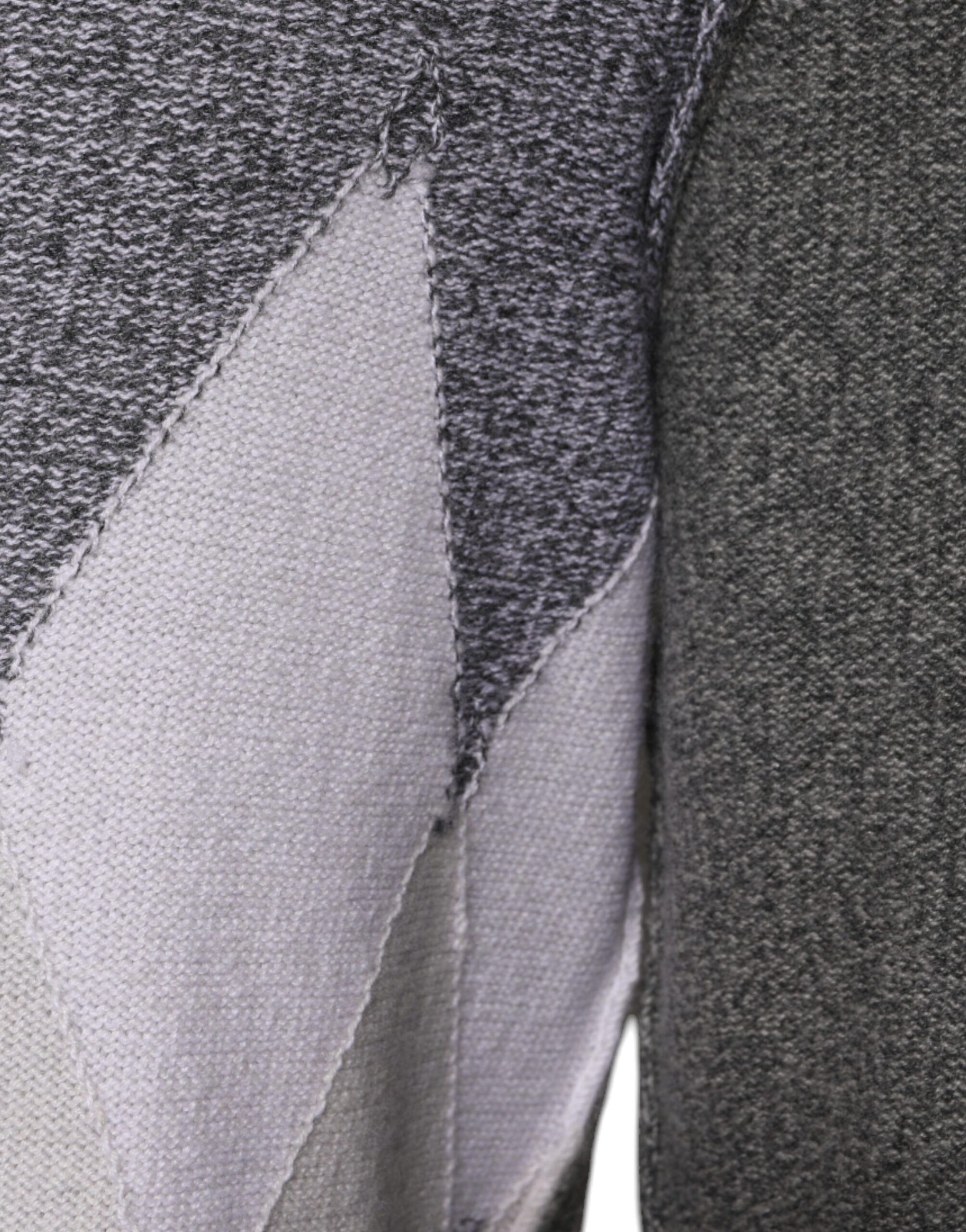 Ballantyne – Grauer Kaschmir-Strickpullover mit Argyle-Intarsienmuster und Rundhalsausschnitt